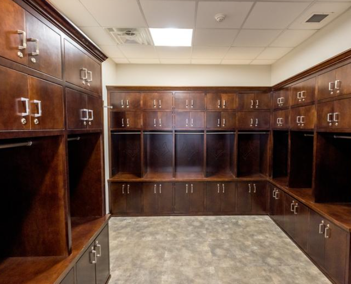 Our riding facility boasts a locker room where students are able to store items during their time at the riding center and prepare for le...