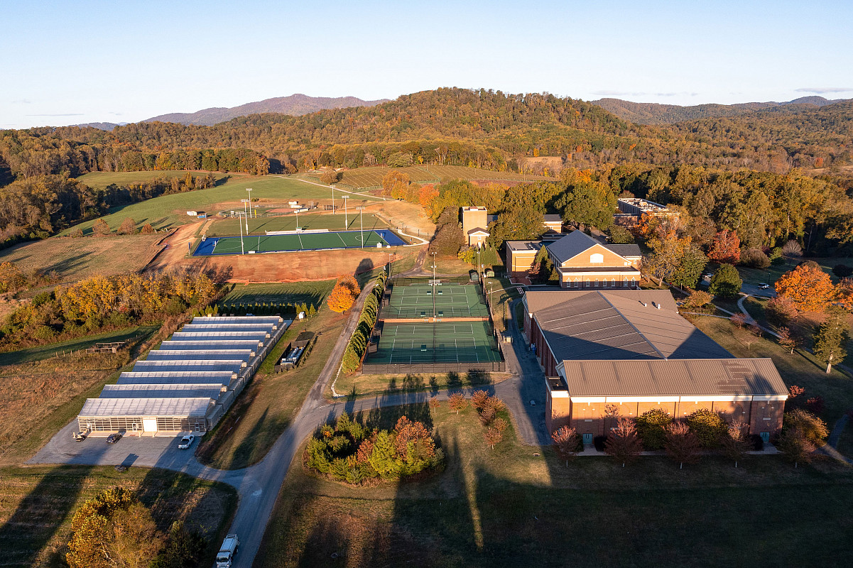 The FAC has racquetball and squash courts, fitness rooms and a pool. 